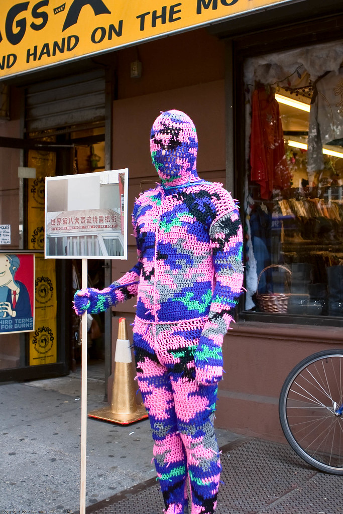 Thank You for Your Visit, Have a Nice Day (Wearable Sculpture) by Agata Olek / Art in Odd Places 2009: SIGN, New York City / 20091010.10D.55111.P1.L1 / SML